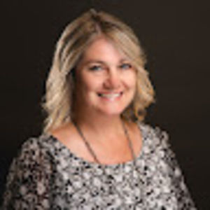 Meet your Posher, Leann